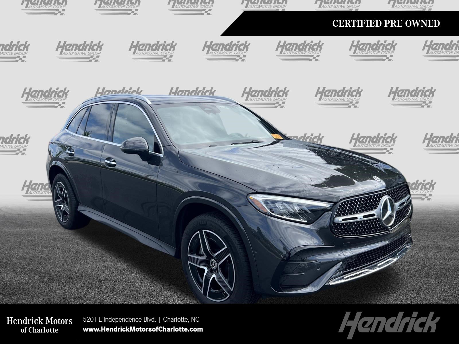 Used 2025 Mercedes-Benz GLC 300 4MATIC image 1
