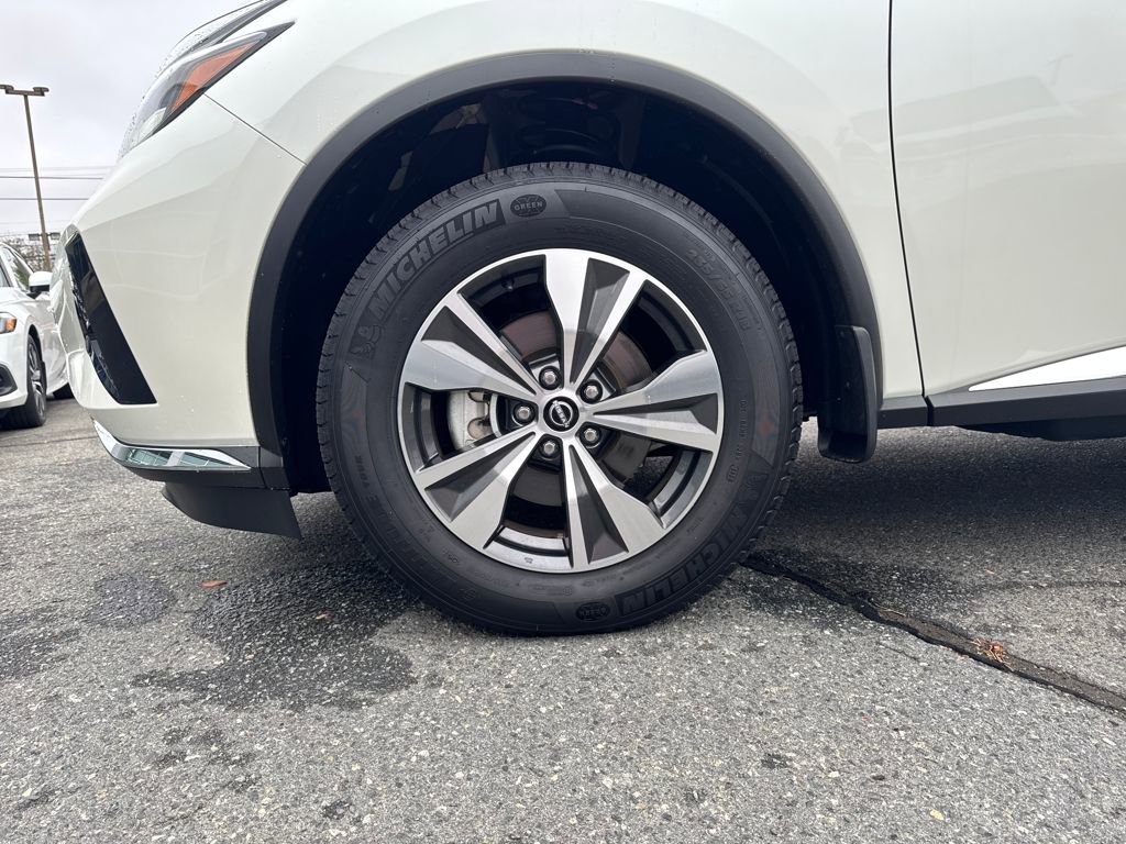 Used 2024 Nissan Murano SV image 25