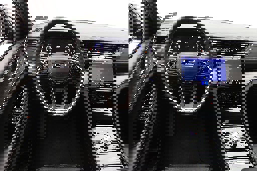 Used 2023 Jeep Grand Cherokee Overland AWD/4WD image 13