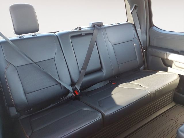 Used 2025 Ford F350 Lariat w/ Black Appearance Package image 13