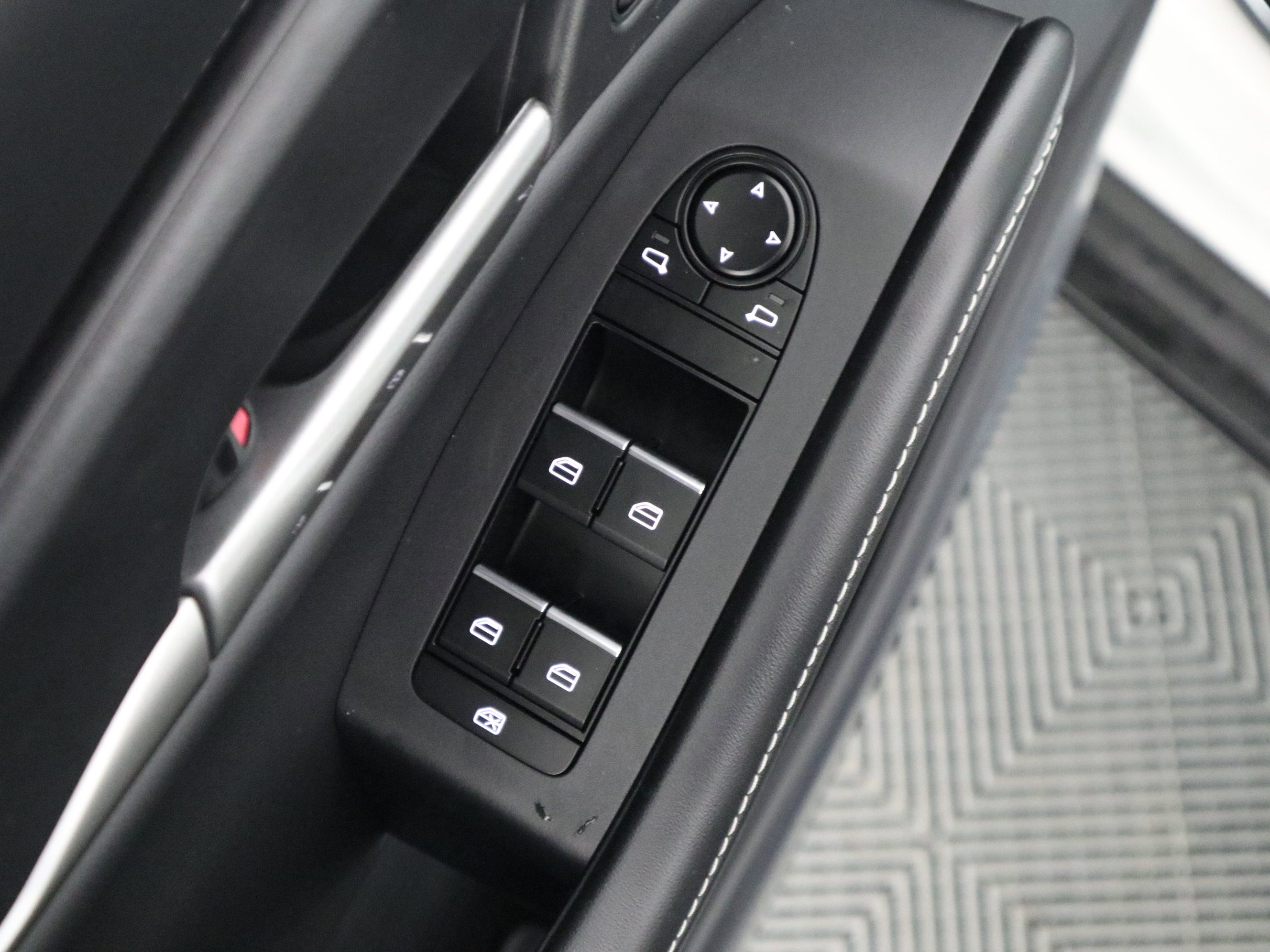 New 2026 MAZDA CX-30 AWD 2.5 S image 34