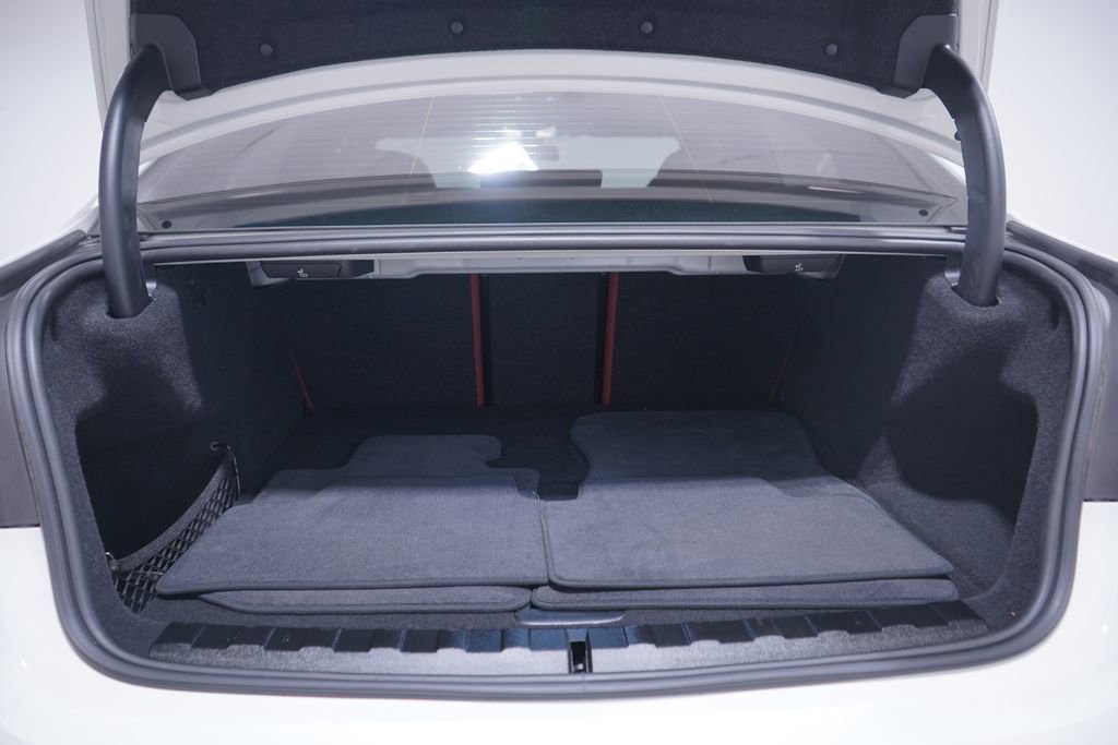 Used 2023 BMW 330e w/ M Sport Package image 23