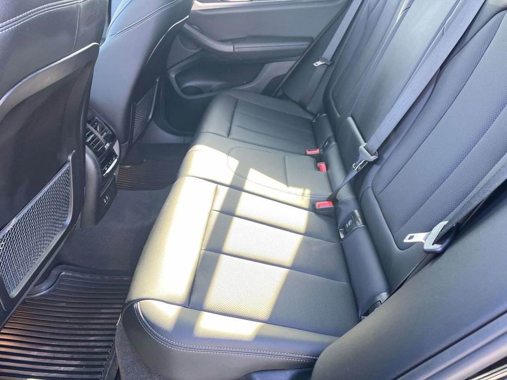 Used 2024 BMW X3 sDrive30i w/ Premium Package image 19