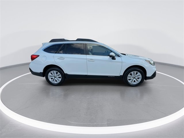 Used 2018 Subaru Outback 2.5i Premium image 9