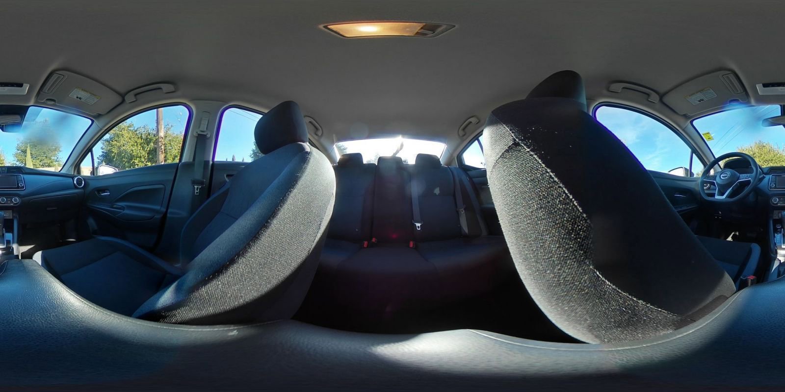 Used 2025 Nissan Versa SV image 40