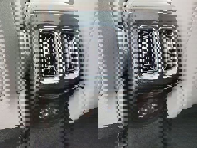 Used 2023 Kia Sorento SX image 22