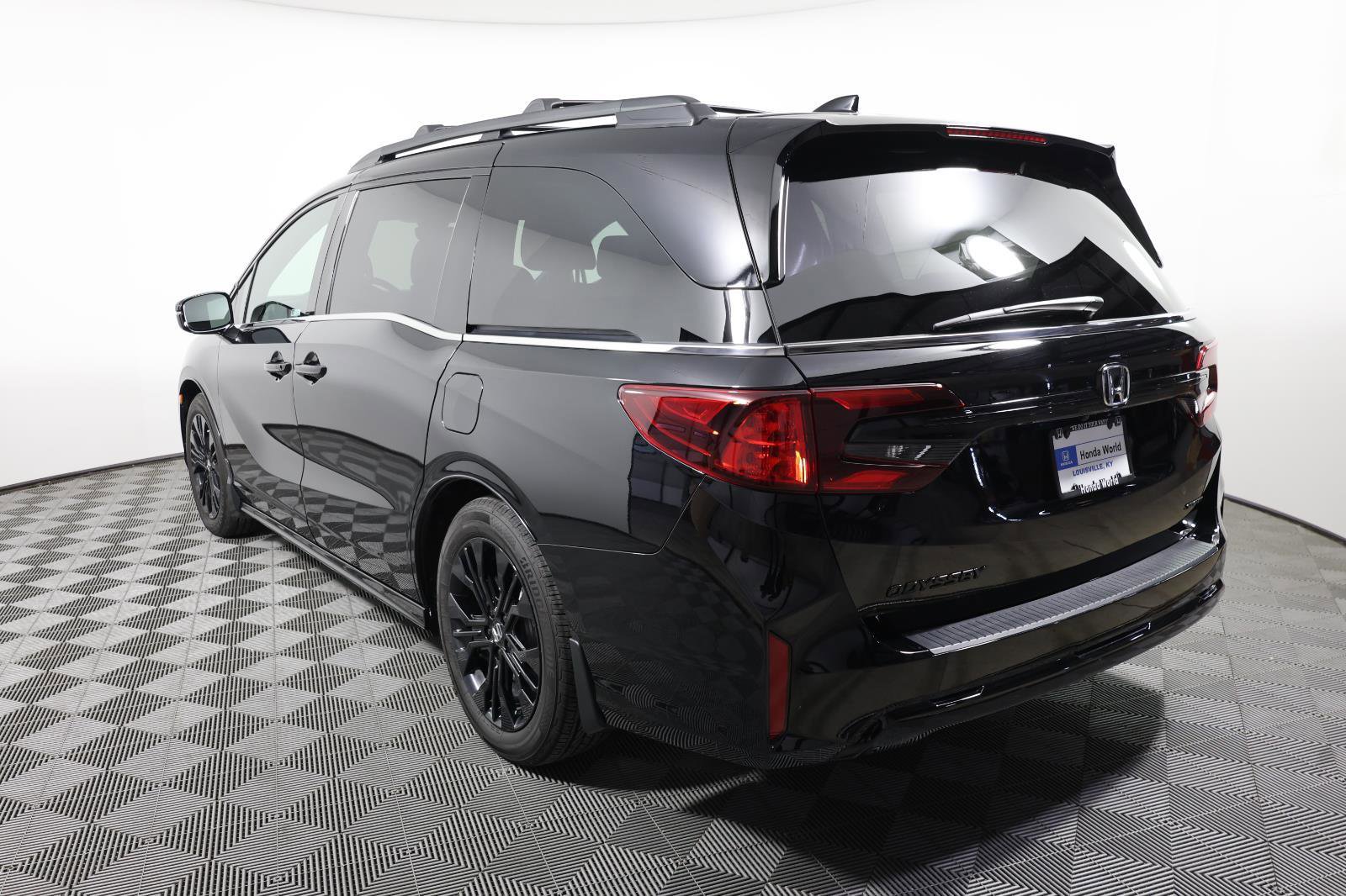Used 2026 Honda Odyssey Sport-L image 7
