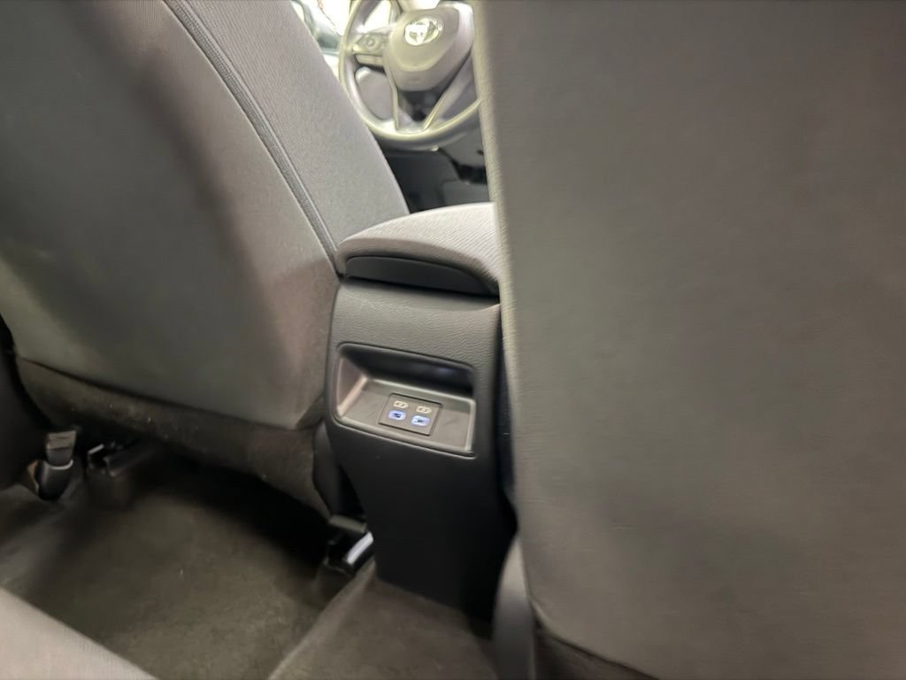 Used 2025 Toyota Corolla LE FWD image 15
