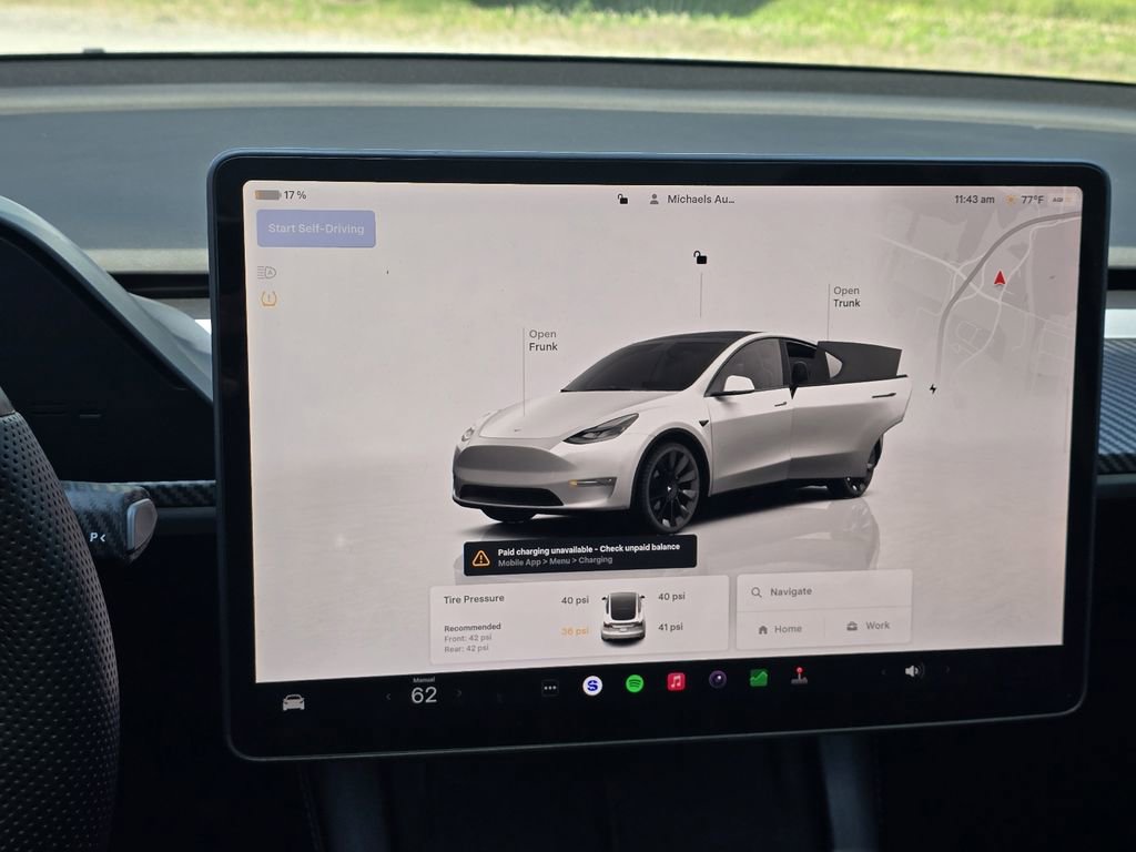 Used 2024 Tesla Model Y Long Range AWD/4WD image 16