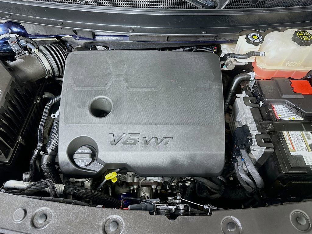 Used 2023 Buick Enclave Essence image 9