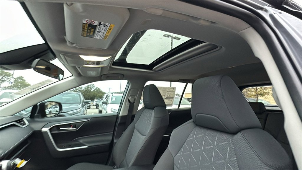 New 2025 Toyota RAV4 XLE image 19