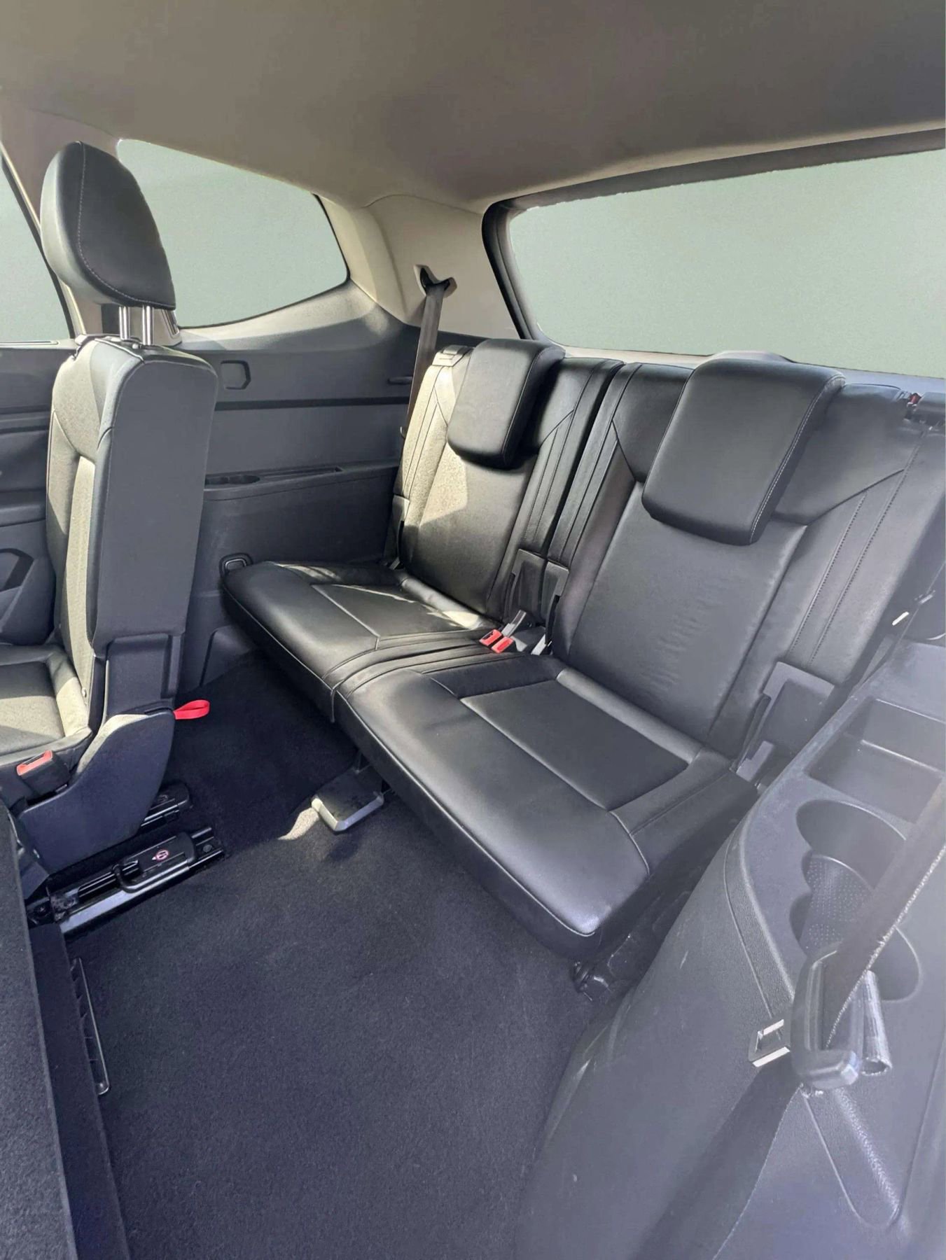 Used 2019 Volkswagen Atlas SE image 11