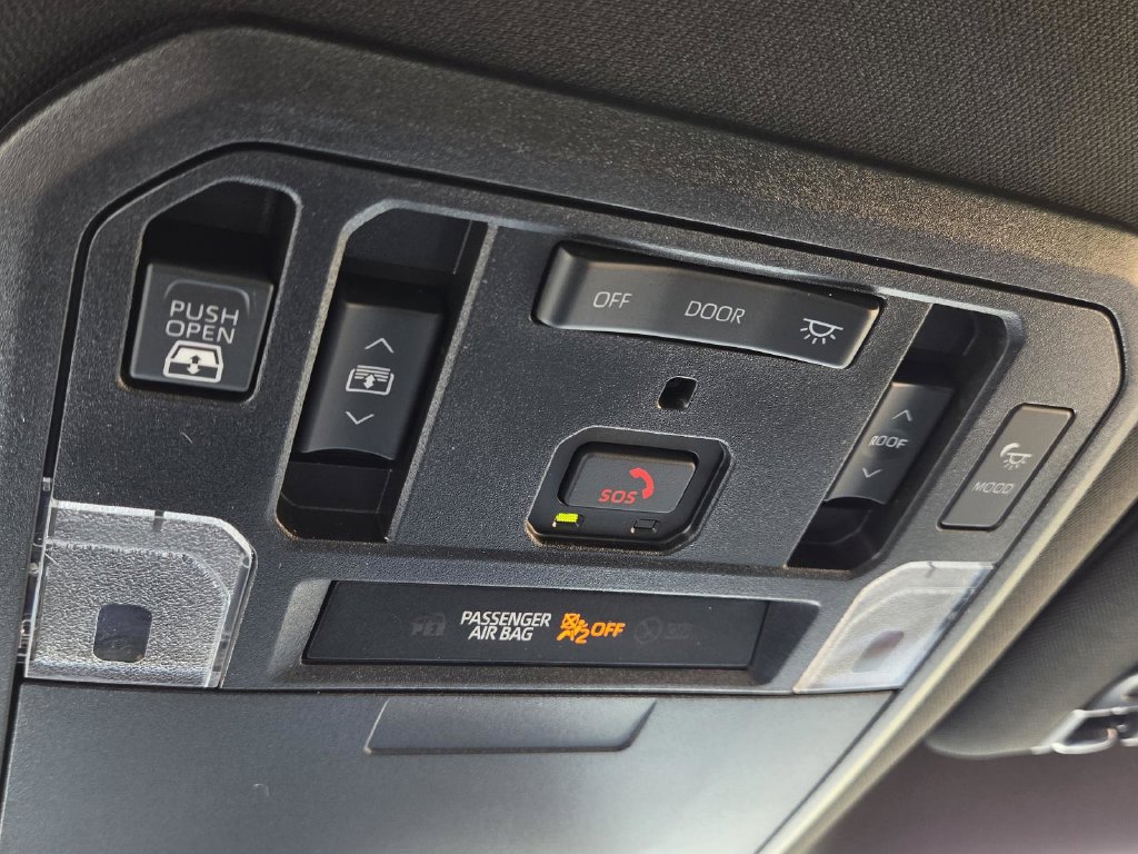 Used 2025 Toyota Tundra Platinum AWD/4WD image 24