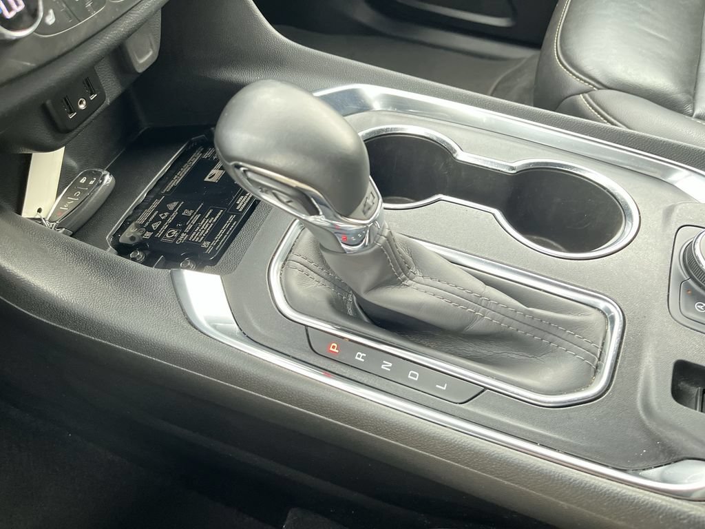 Used 2023 Chevrolet Traverse LT AWD/4WD image 19