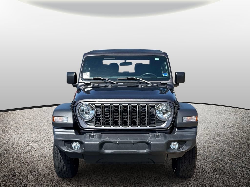 Used 2025 Jeep Wrangler Sport AWD/4WD image 5