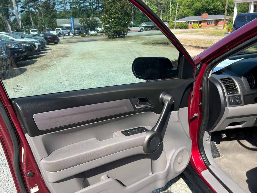 Used 2011 Honda CR-V SE image 7