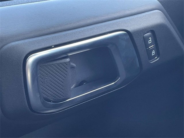 New 2025 Ford Bronco Badlands image 13