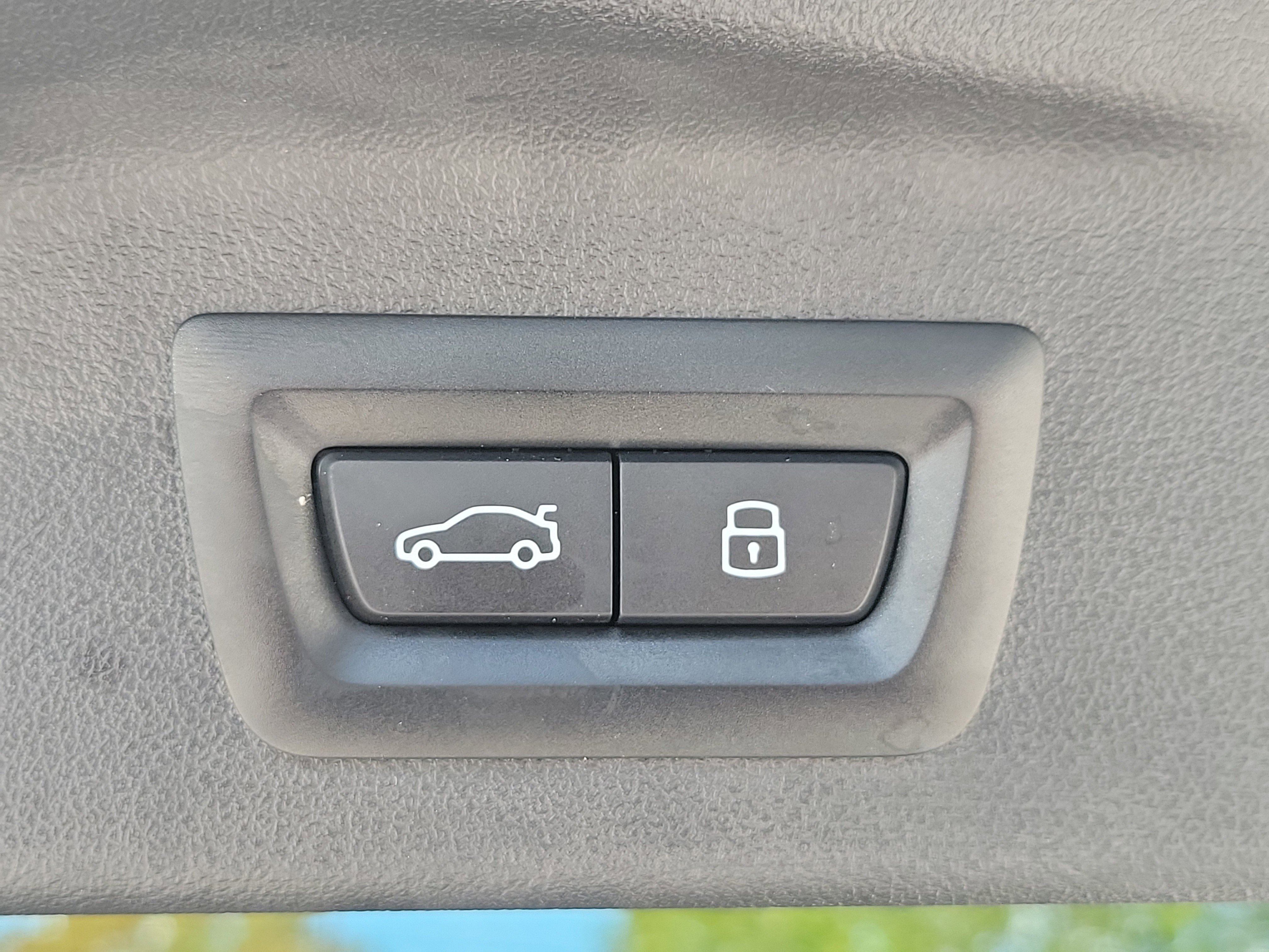 Used 2024 BMW ALPINA XB7 image 9