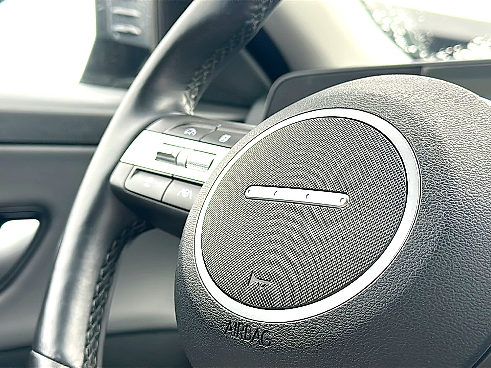 Used 2024 Hyundai Kona Limited image 30