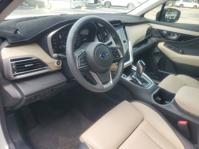 Used 2025 Subaru Outback Limited w/ Popular Package #2 AWD/4WD image 16
