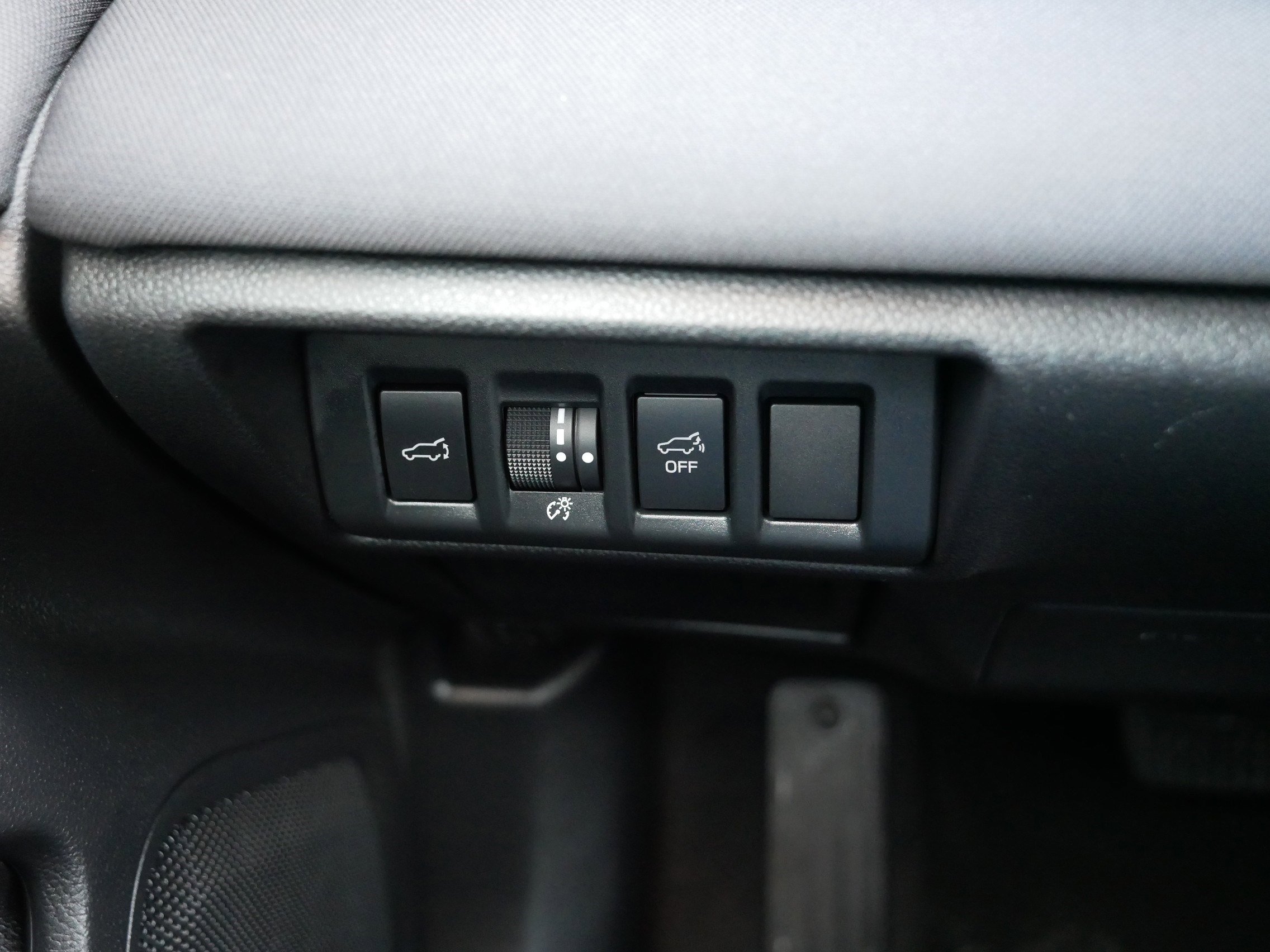 Certified 2025 Subaru Outback Premium image 26