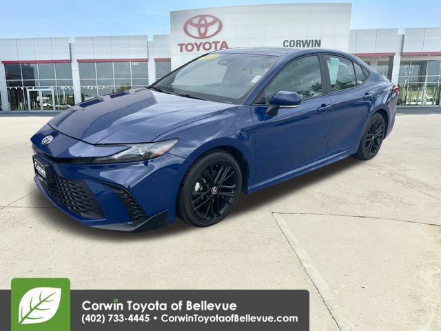 Used 2025 Toyota Camry SE FWD image 7