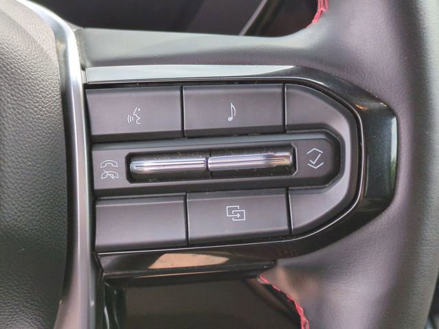 Used 2023 Chevrolet Colorado Z71 image 17