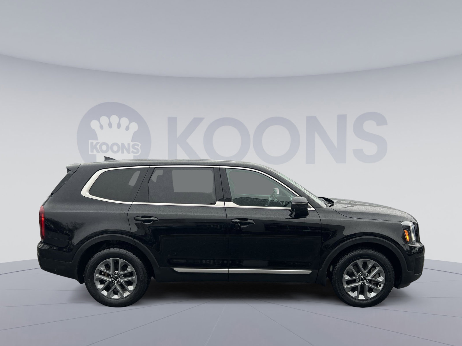 Used 2023 Kia Telluride LX image 8