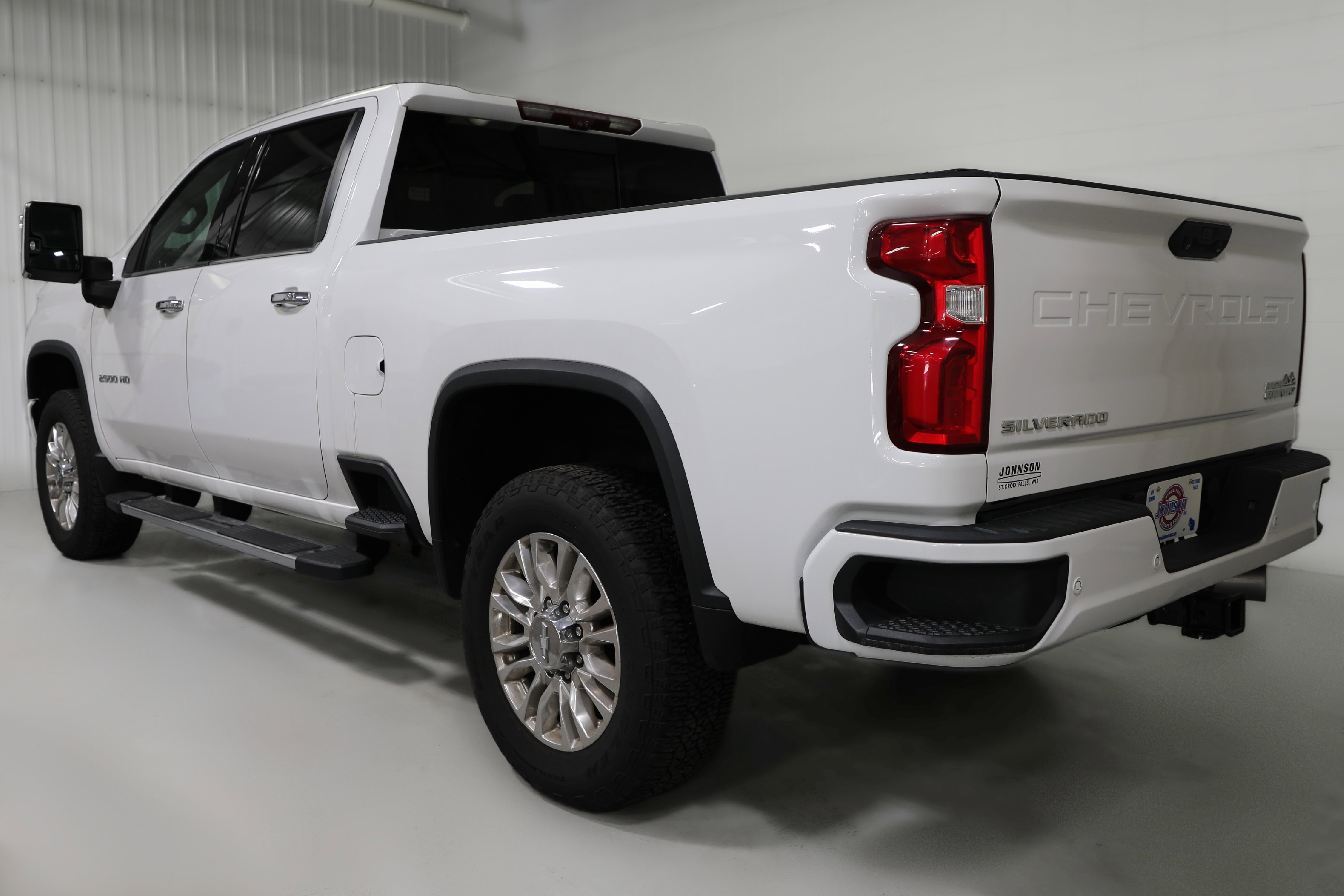 Used 2020 Chevrolet Silverado 2500 High Country image 14