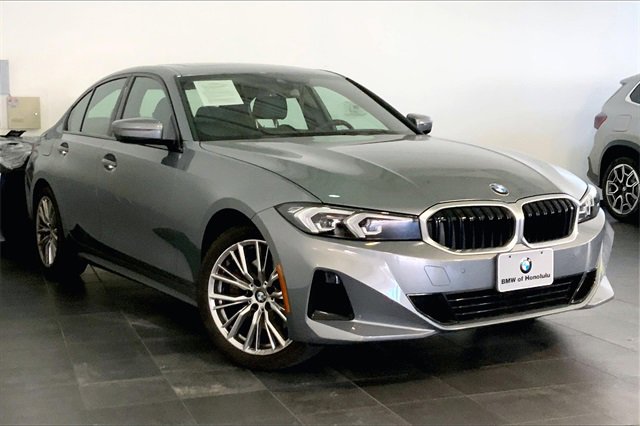 Certified 2023 BMW 330i Sedan w/ Convenience Package image 2