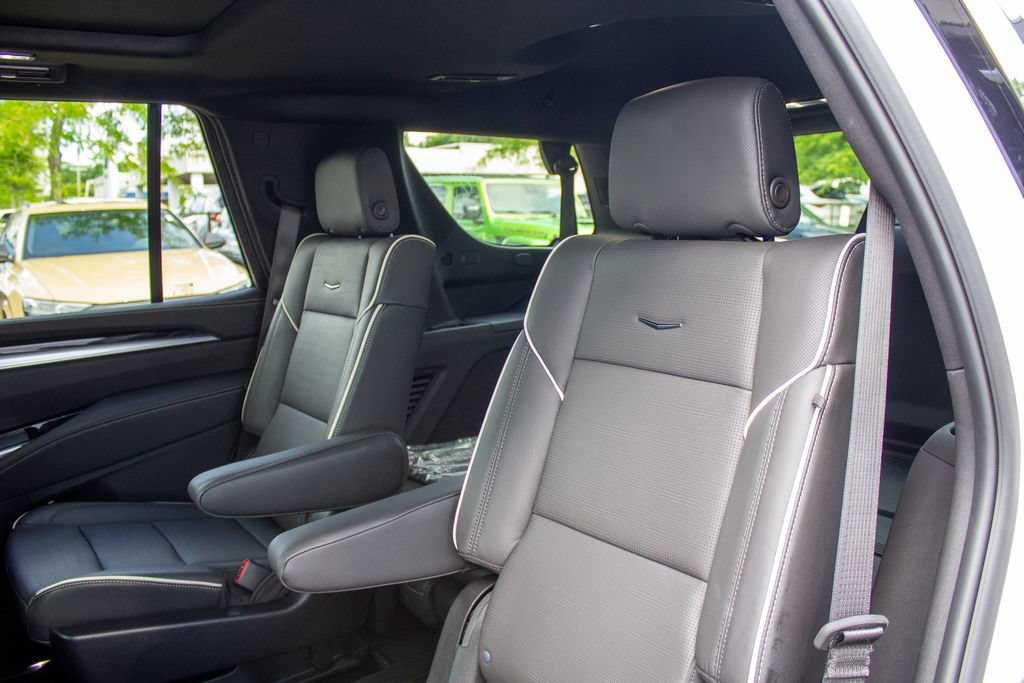 Used 2026 Cadillac Escalade Sport w/ Touring Package AWD/4WD image 23