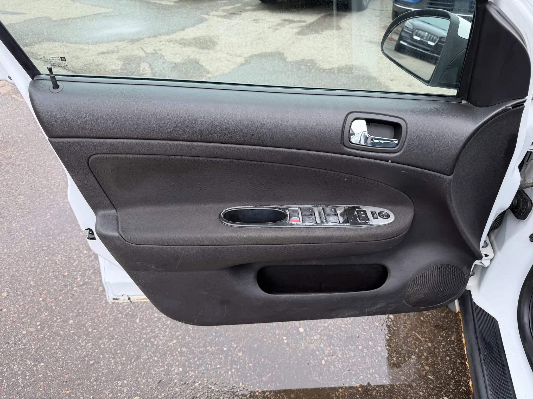 Used 2010 Chevrolet Cobalt LT image 18