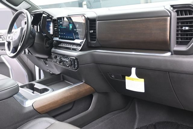 Used 2025 Chevrolet Silverado 2500 High Country w/ High Country Premium Package AWD/4WD image 26