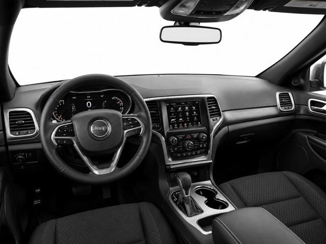 Used 2018 Jeep Grand Cherokee Laredo AWD/4WD image 23
