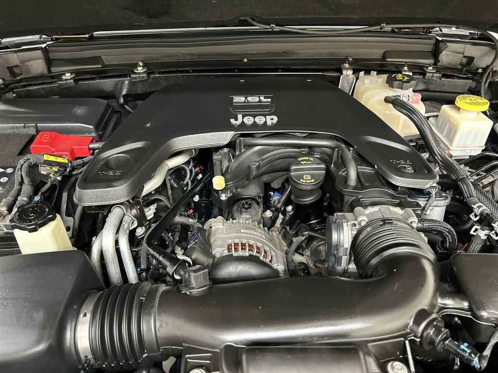 Used 2020 Jeep Gladiator Sport w/ Quick Order Package 24S AWD/4WD image 23