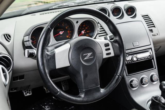 Used 2003 Nissan 350Z Touring RWD image 7