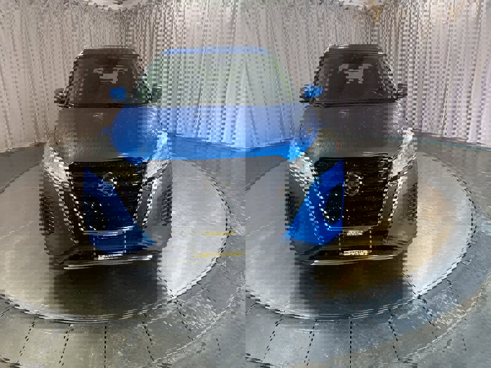 Used 2021 Nissan Kicks SV image 2