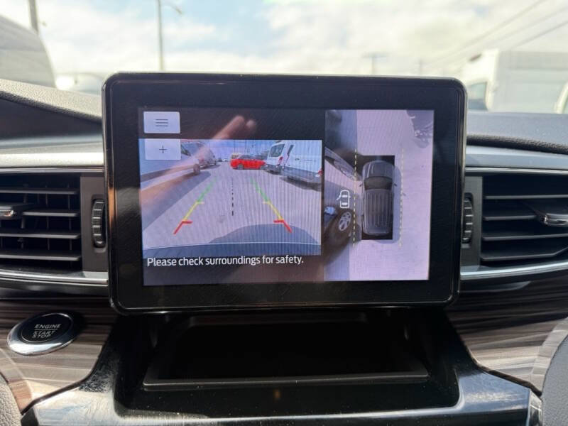 Used 2023 Ford Explorer Limited image 25