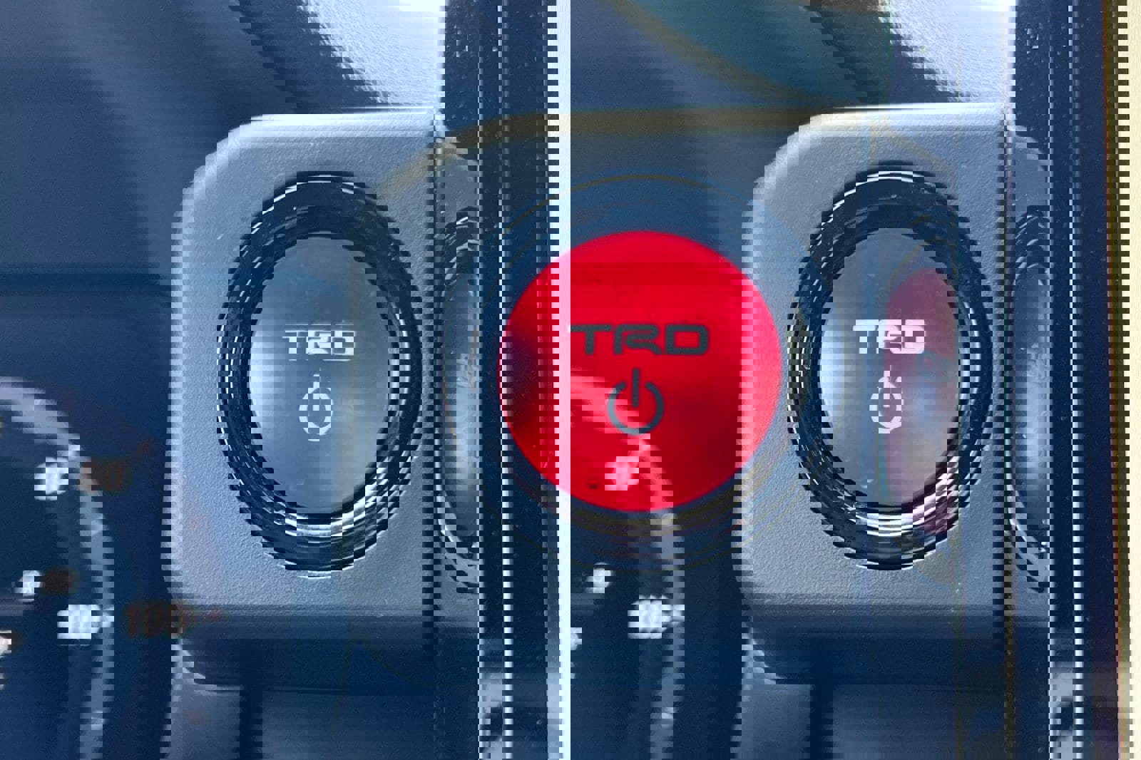 New 2025 Toyota Tacoma TRD Off-Road image 24