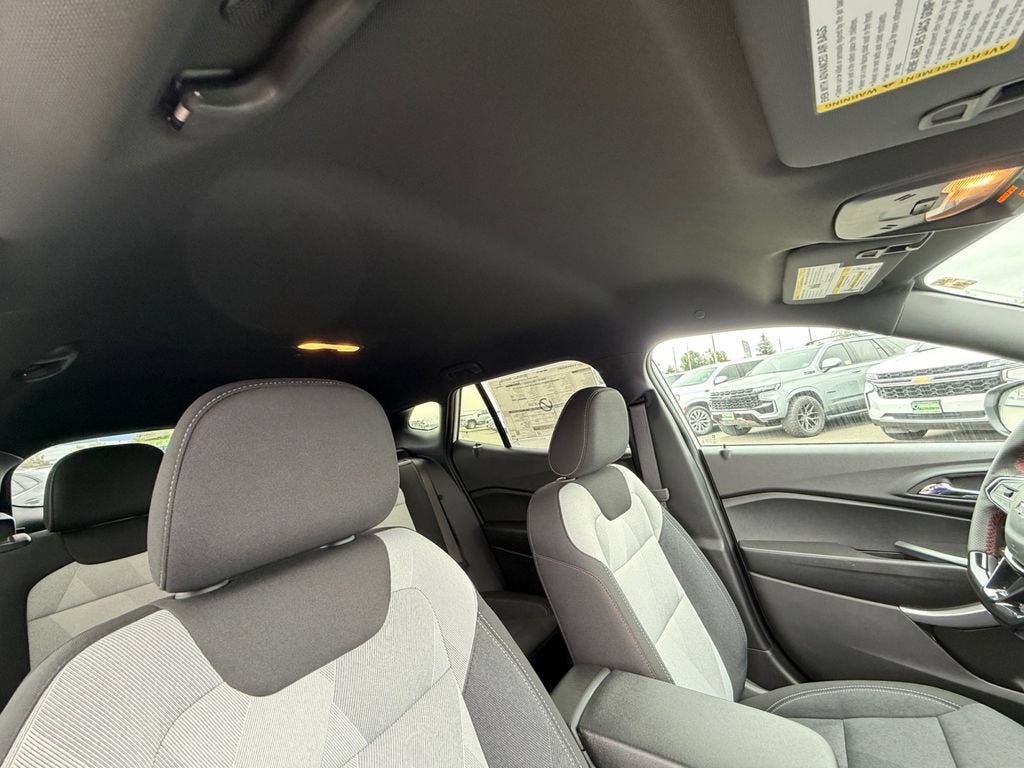 New 2026 Chevrolet Trax RS w/ Driver Confidence Package FWD image 27