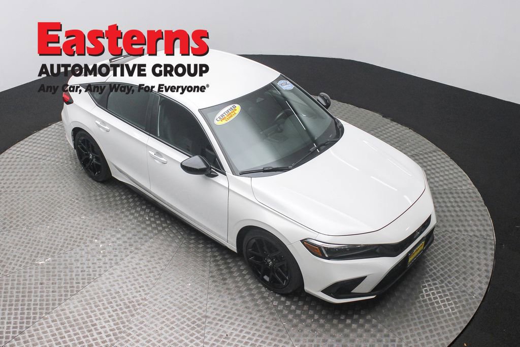 Used 2023 Honda Civic Sport image 3