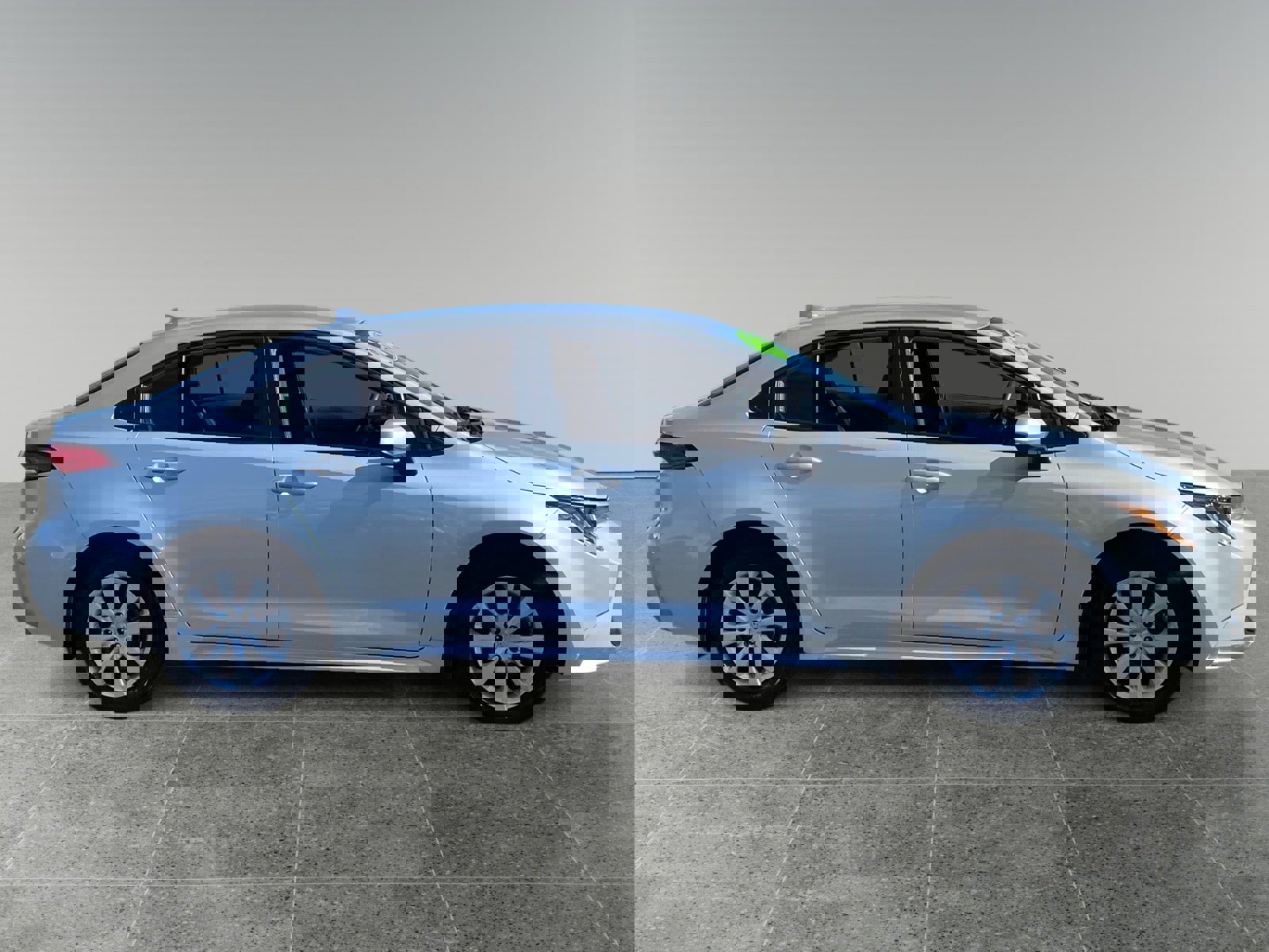 Used 2025 Toyota Corolla LE image 6