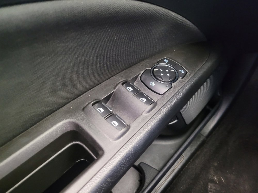 Used 2020 Ford Fusion SE image 27