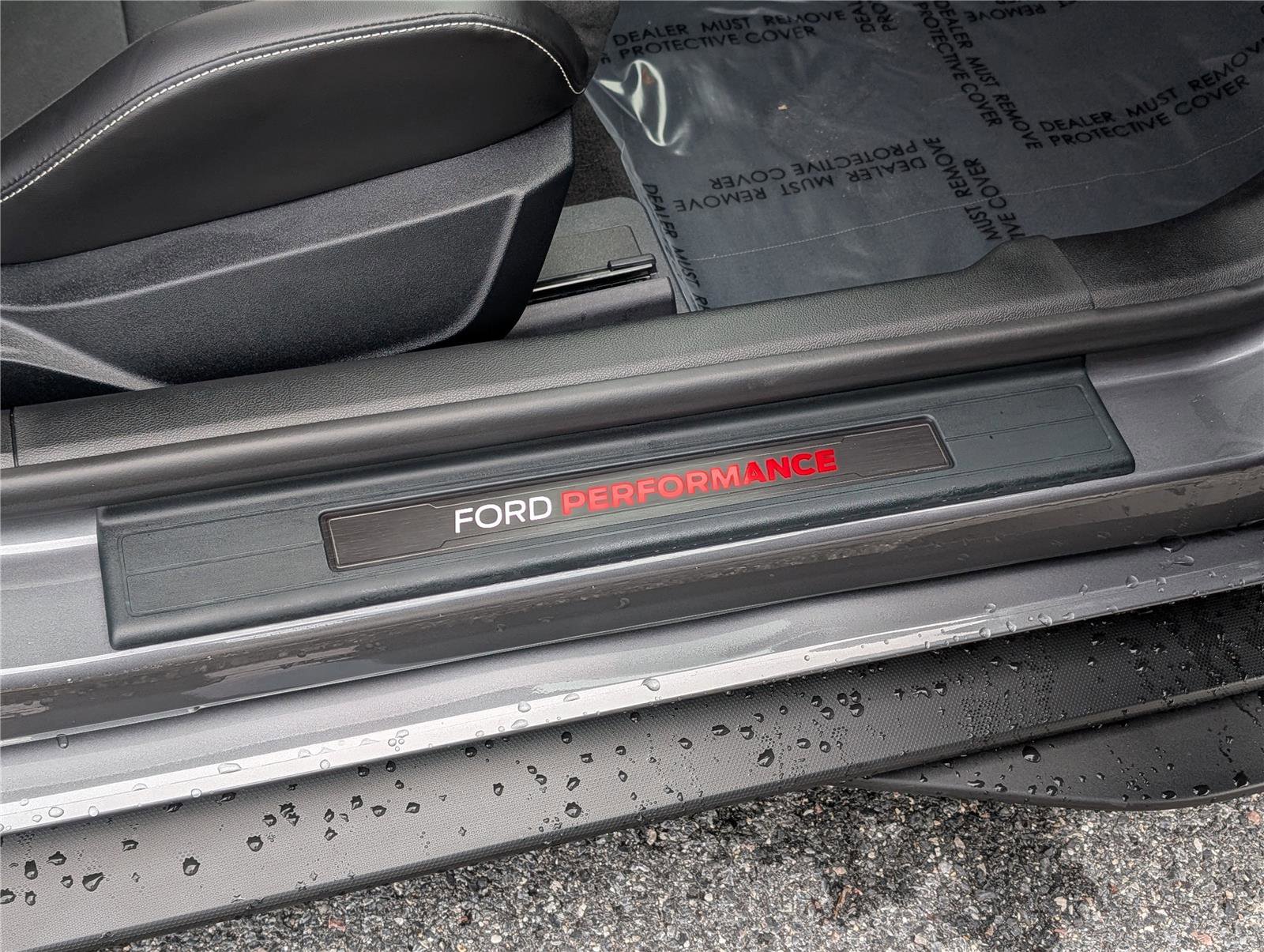 Used 2021 Ford Mustang Shelby GT500 w/ Technology Package image 15