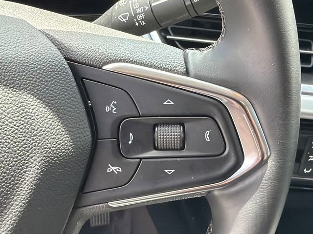 Used 2024 Chevrolet Trax LT w/ LT Convenience Package FWD image 25