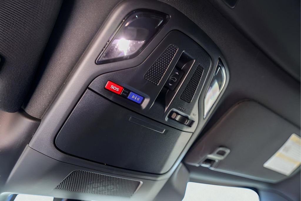 Used 2025 Subaru Outback Wilderness w/ Wilderness Package image 24