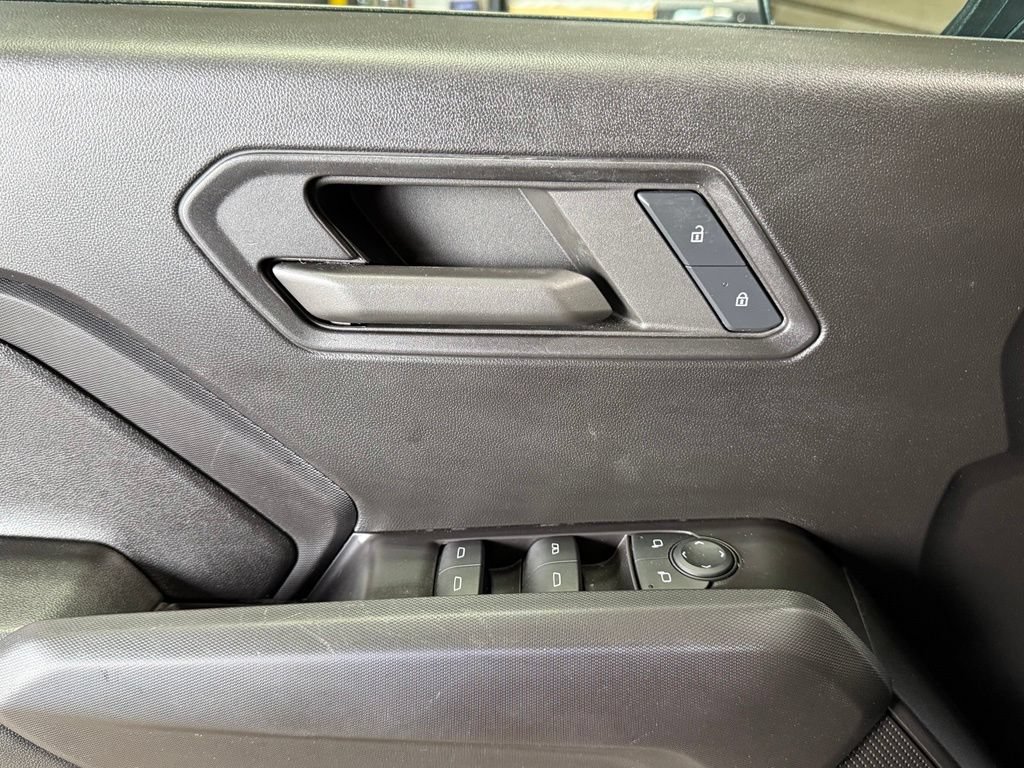 Used 2024 Chevrolet Colorado Trail Boss AWD/4WD image 31