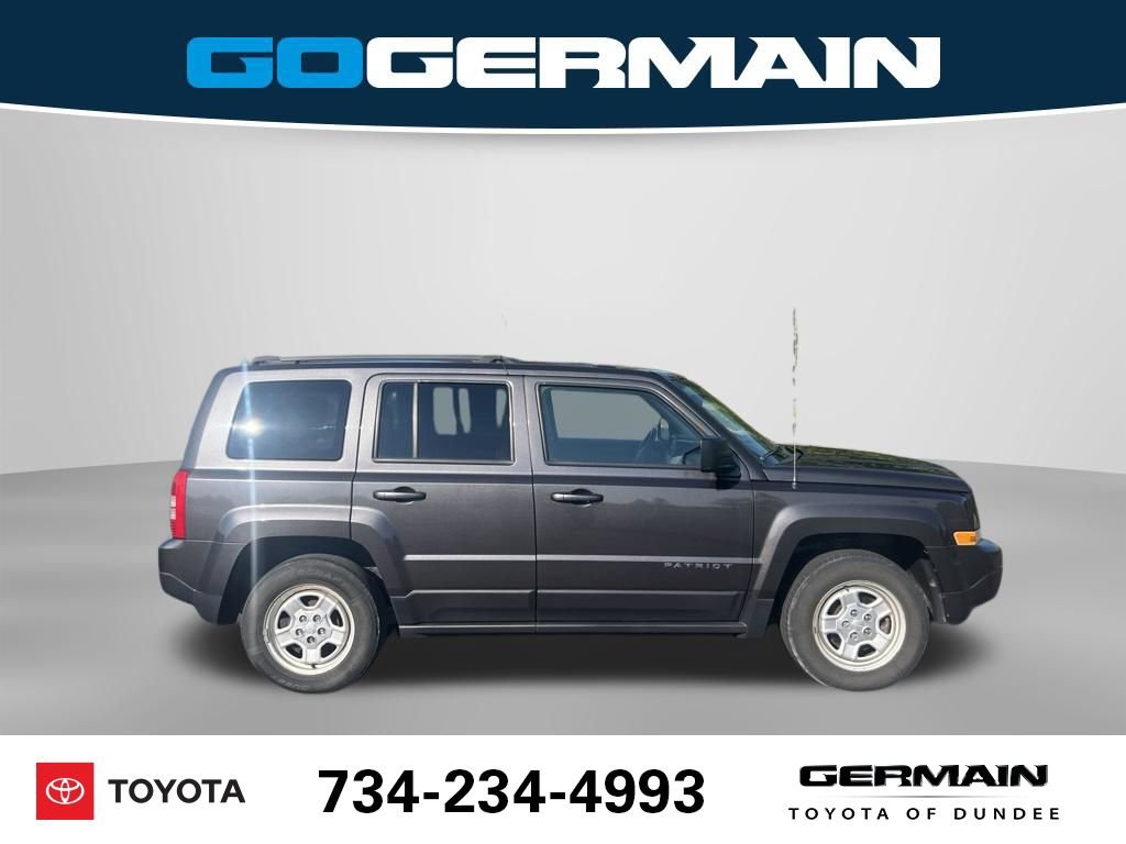 Used 2017 Jeep Patriot Sport w/ Power Value Group FWD image 6