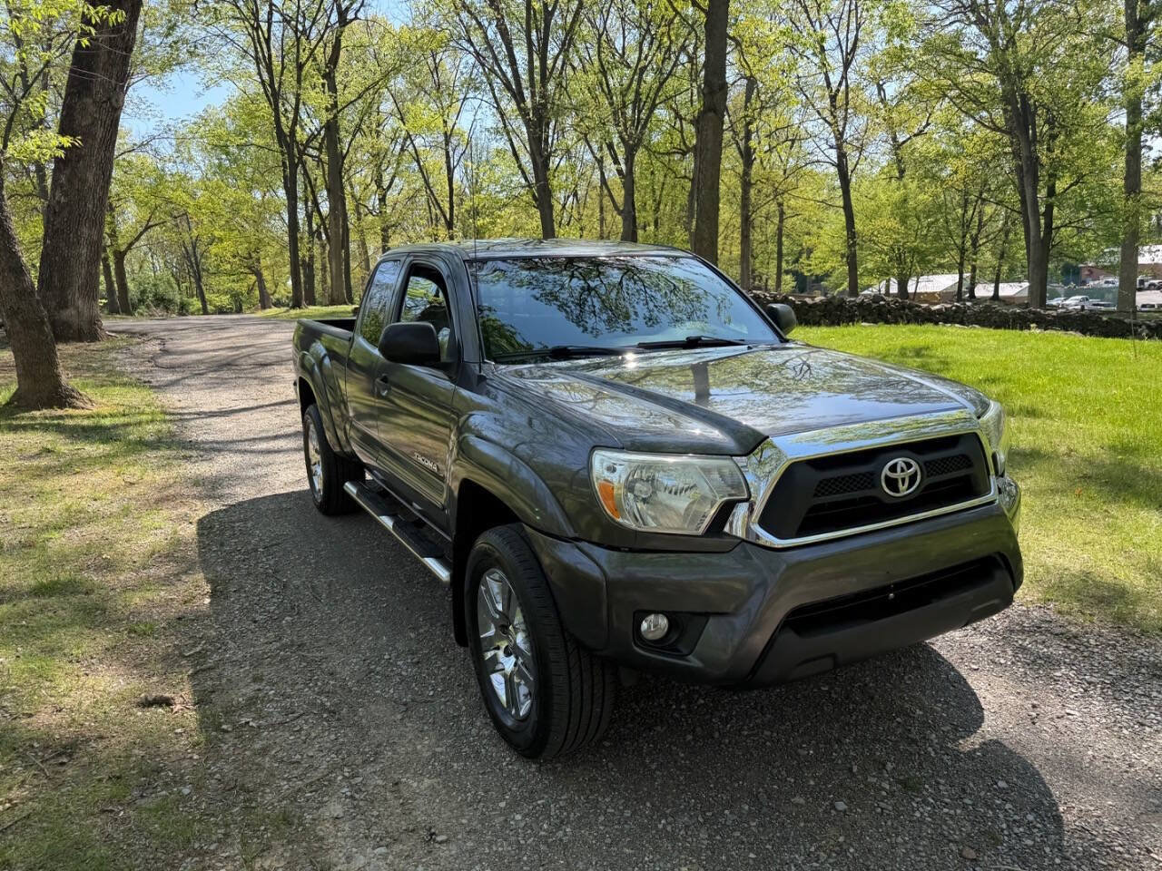 Used 2012 Toyota Tacoma PreRunner w/ SR5 Pkg RWD image 3