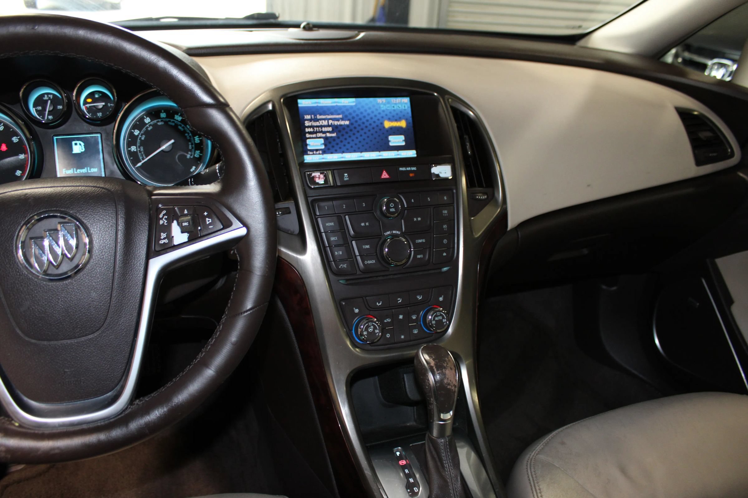 Used 2012 Buick Verano Leather FWD image 13